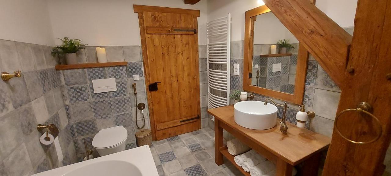 Apartmany Ve Starem Pivovaru Malesov Zewnętrze zdjęcie