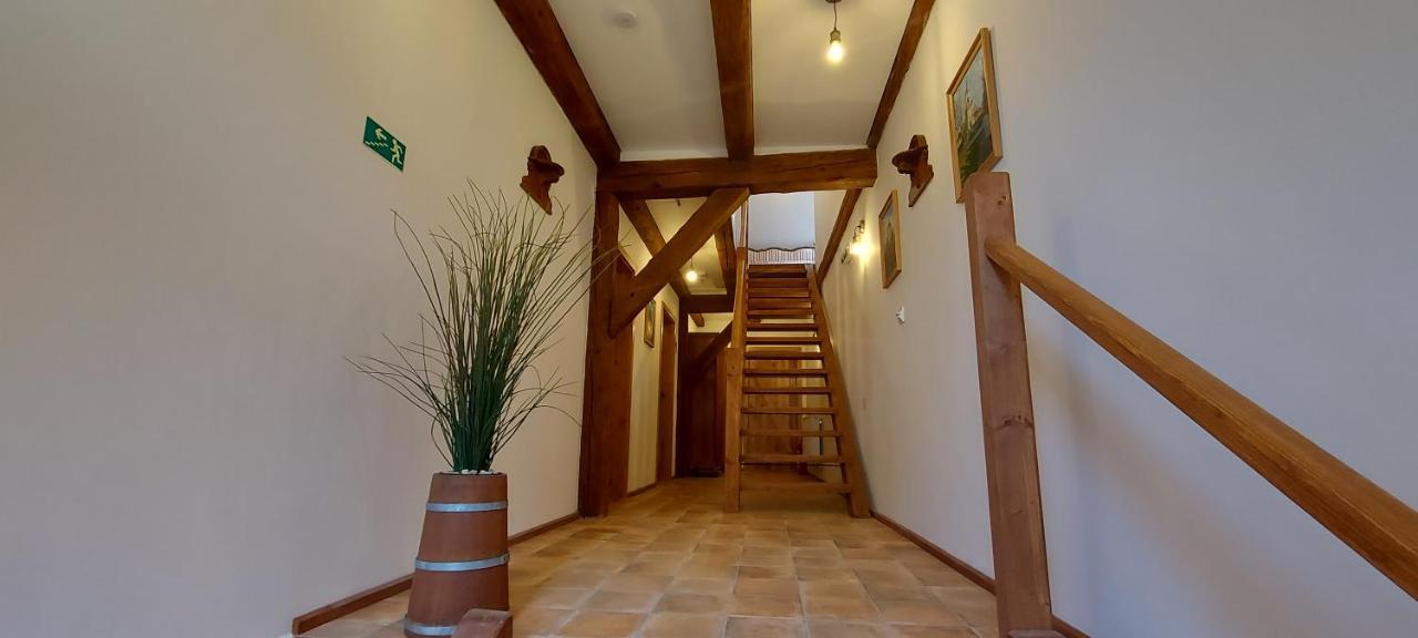 Apartmany Ve Starem Pivovaru Malesov Zewnętrze zdjęcie