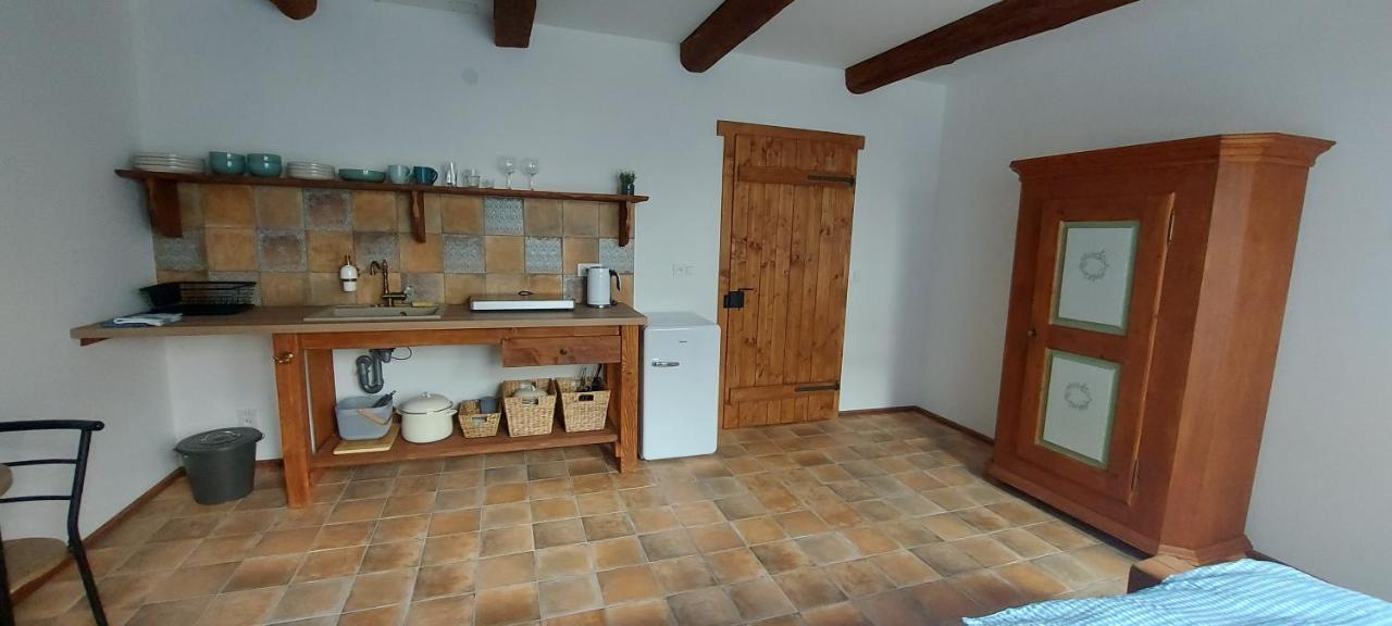 Apartmany Ve Starem Pivovaru Malesov Zewnętrze zdjęcie