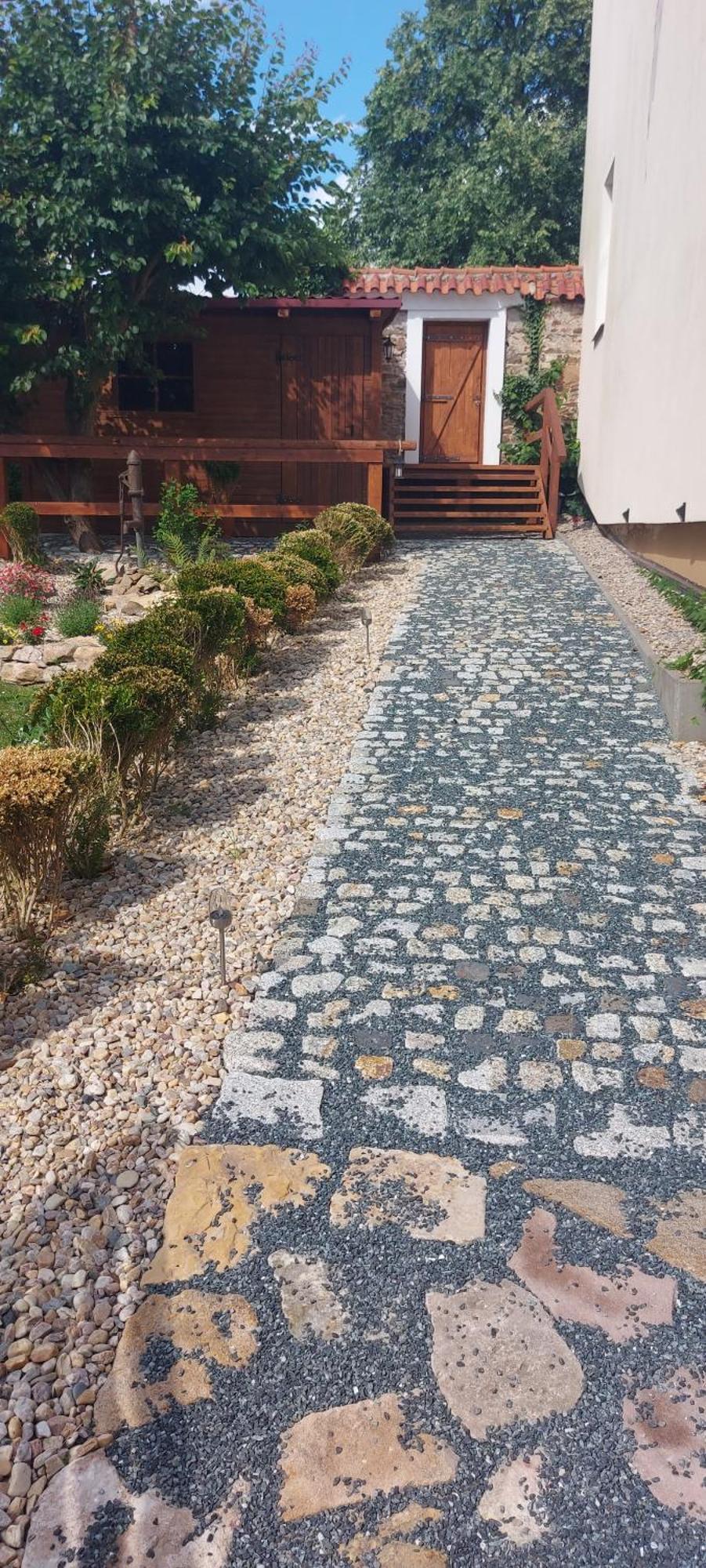 Apartmany Ve Starem Pivovaru Malesov Zewnętrze zdjęcie
