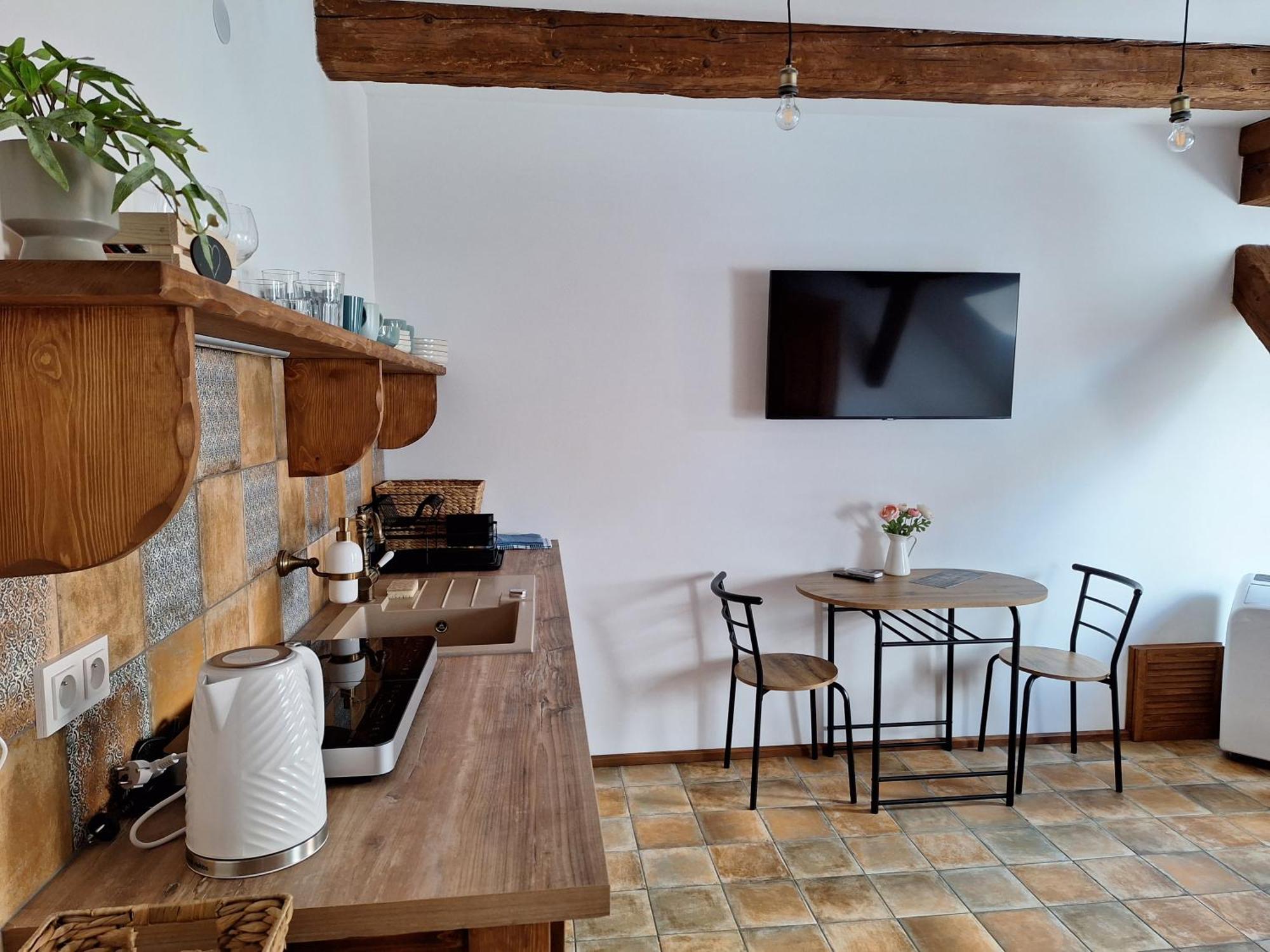 Apartmany Ve Starem Pivovaru Malesov Zewnętrze zdjęcie